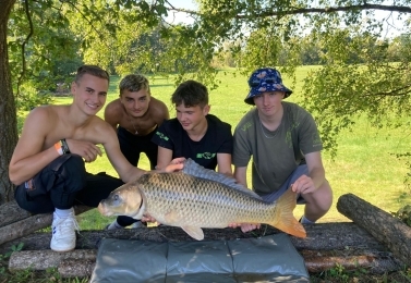 Rybaření  na  Mlýnském rybníku